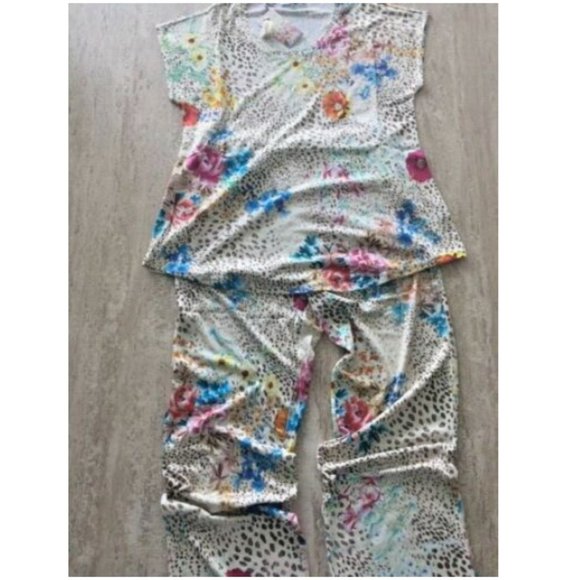 Johny Was Intimates & Sleepwear Johnny Was Wildflower Sleep Wear Night Lounge Lingerie Cap